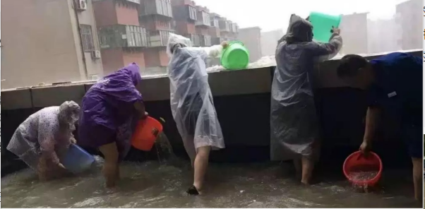 新利物业：抗汛抢险保家园，新利拼了！